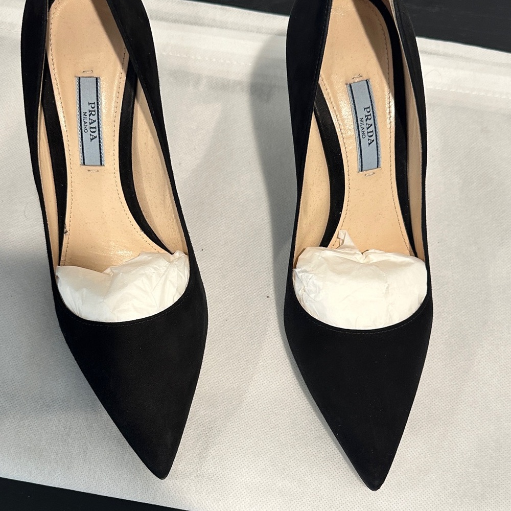 Prada Suede Leather Black Pointed Toe Heels Pump 38 - Picture 3 of 10